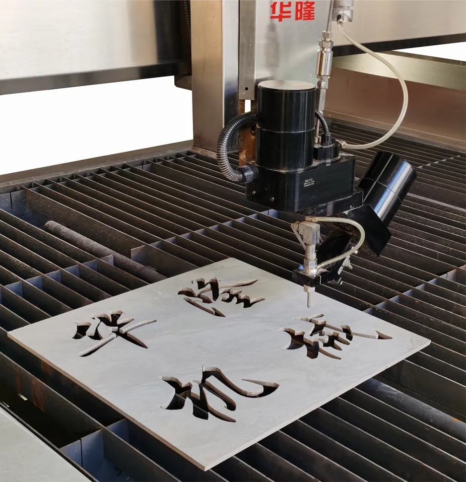 Máy cắt nước 5 trục CNC